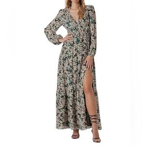 NWT-ASTR The Label Francesca Floral 🌺 Open Back Maxi Dress 👗